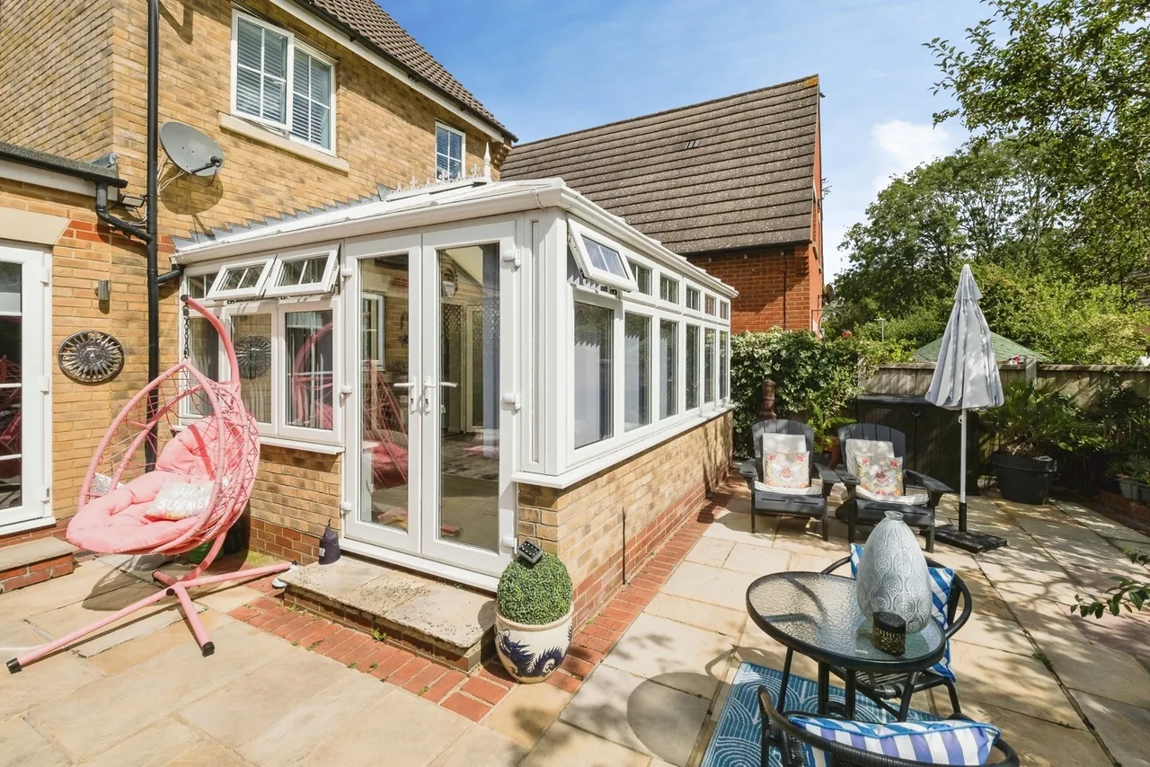 Retreat Way, Chigwell, Essex, IG7, photo 21
