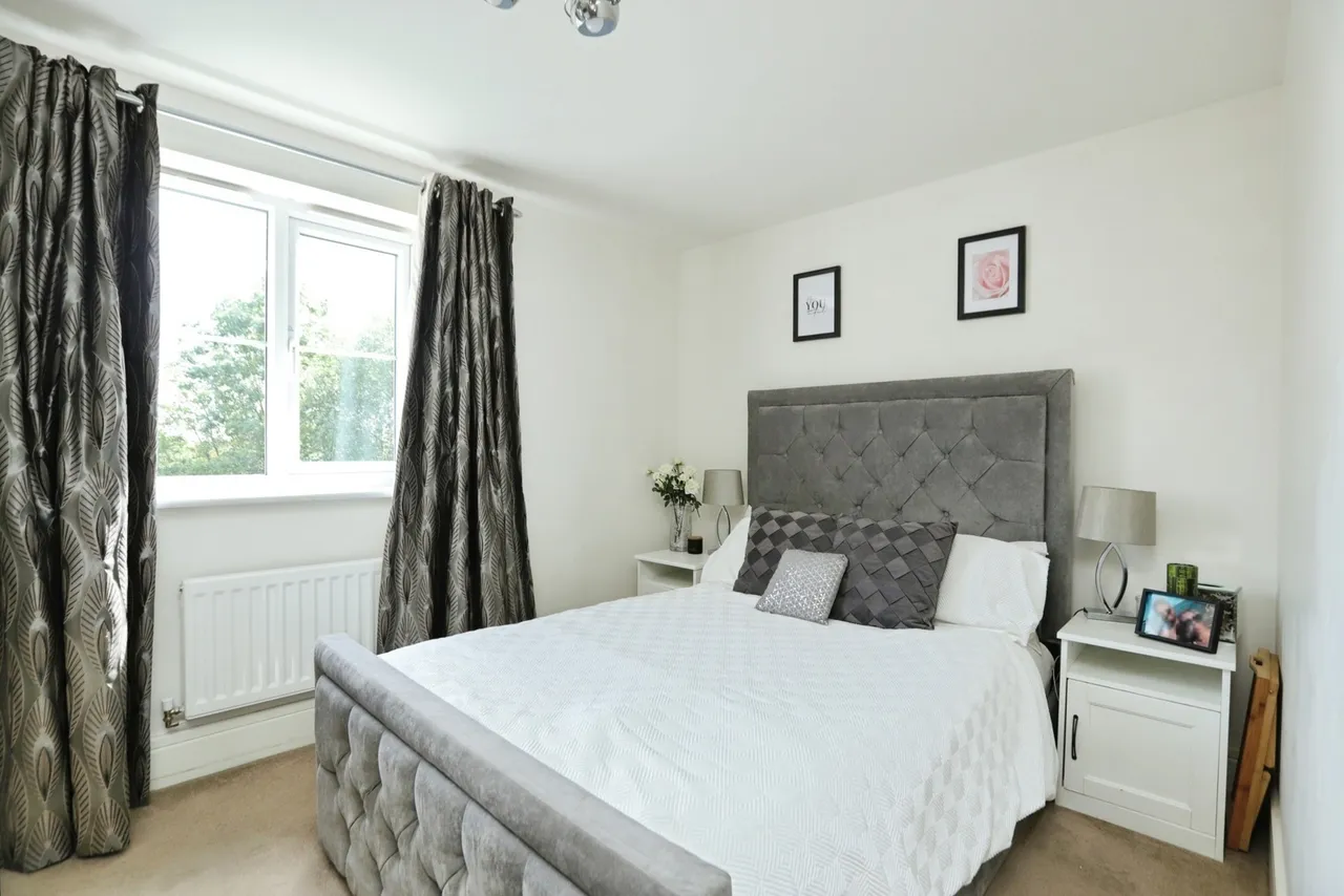 Thornham Meadows, South Yorkshire, S63, photo 9
