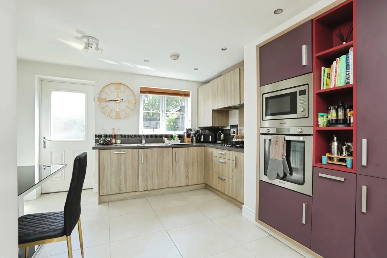 Thornham Meadows, South Yorkshire, S63, photo 2