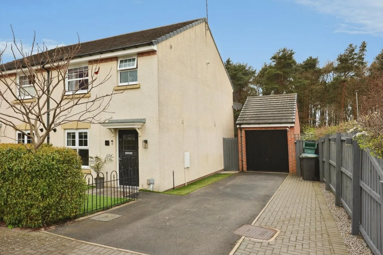 3 bed house for sale — Abbey Green, Spennymoor