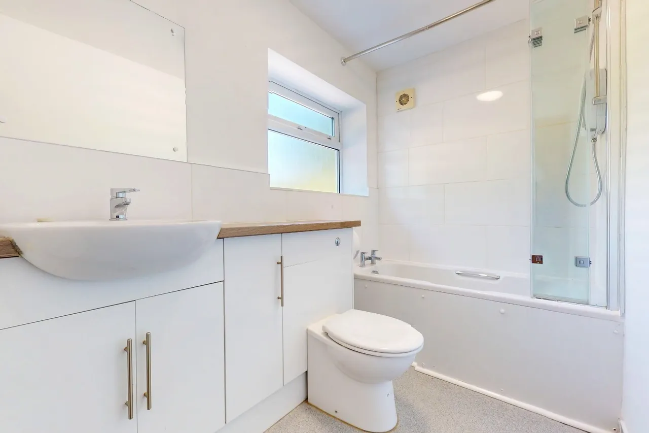 Station House, Station Road, Admaston TF5 0AP, photo 11