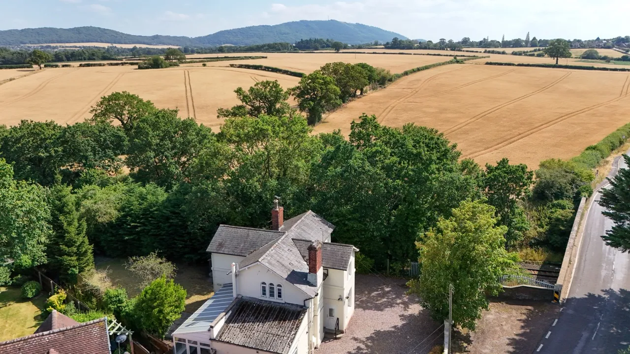 Station House, Station Road, Admaston TF5 0AP, photo 21