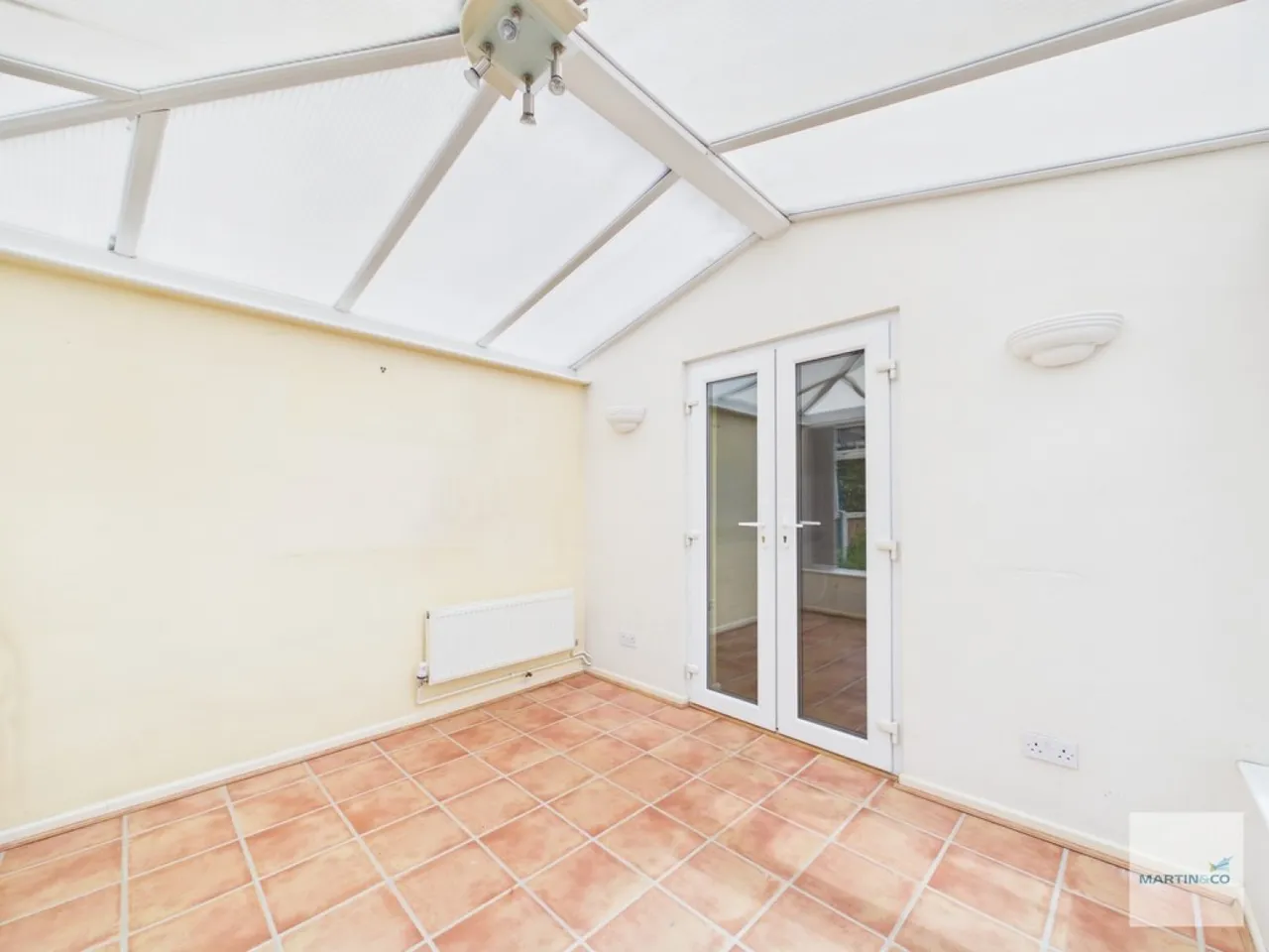Radburn Court, Stapleford, NG9, photo 13