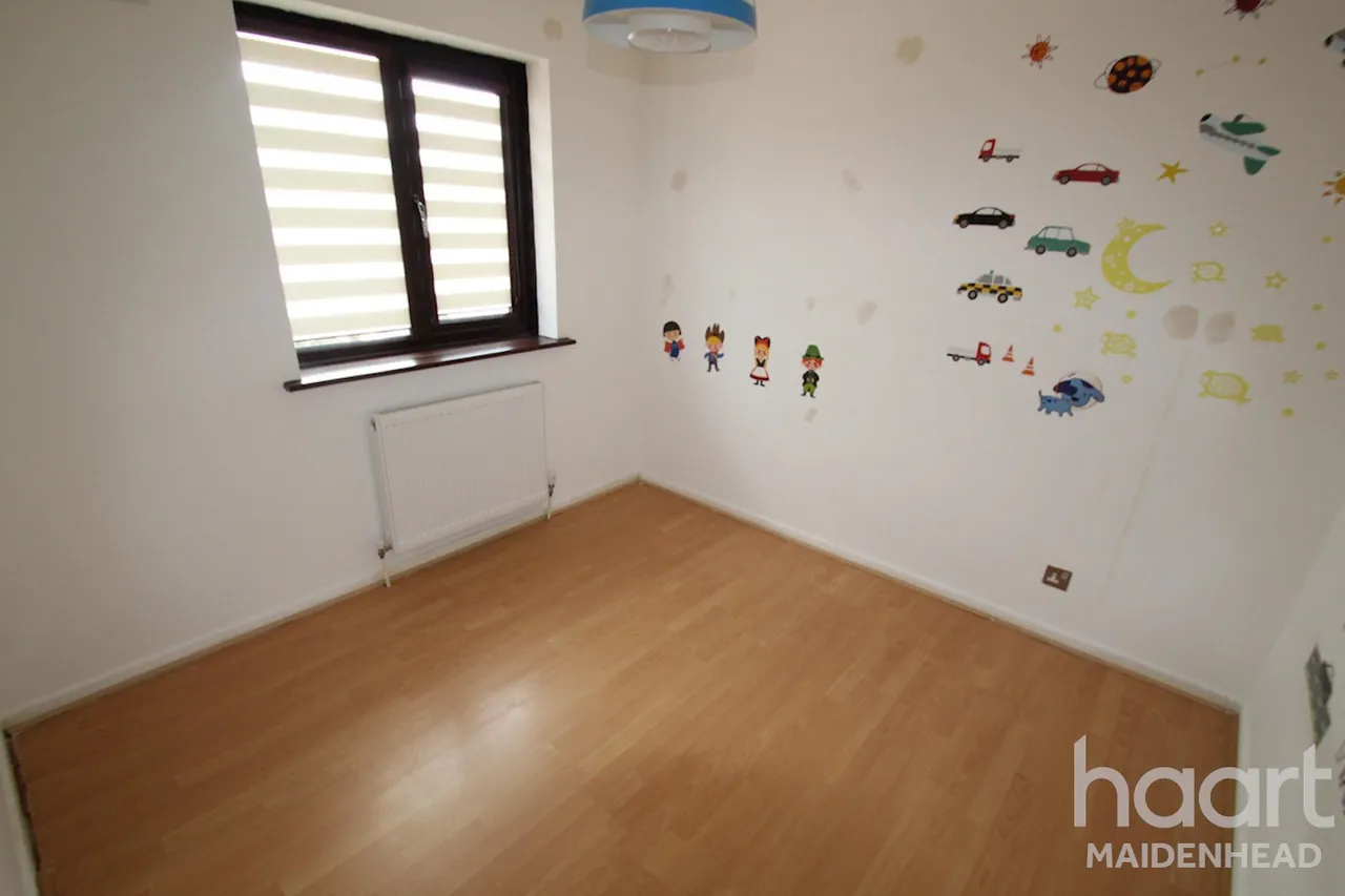 Cippenham, SL1, photo 11