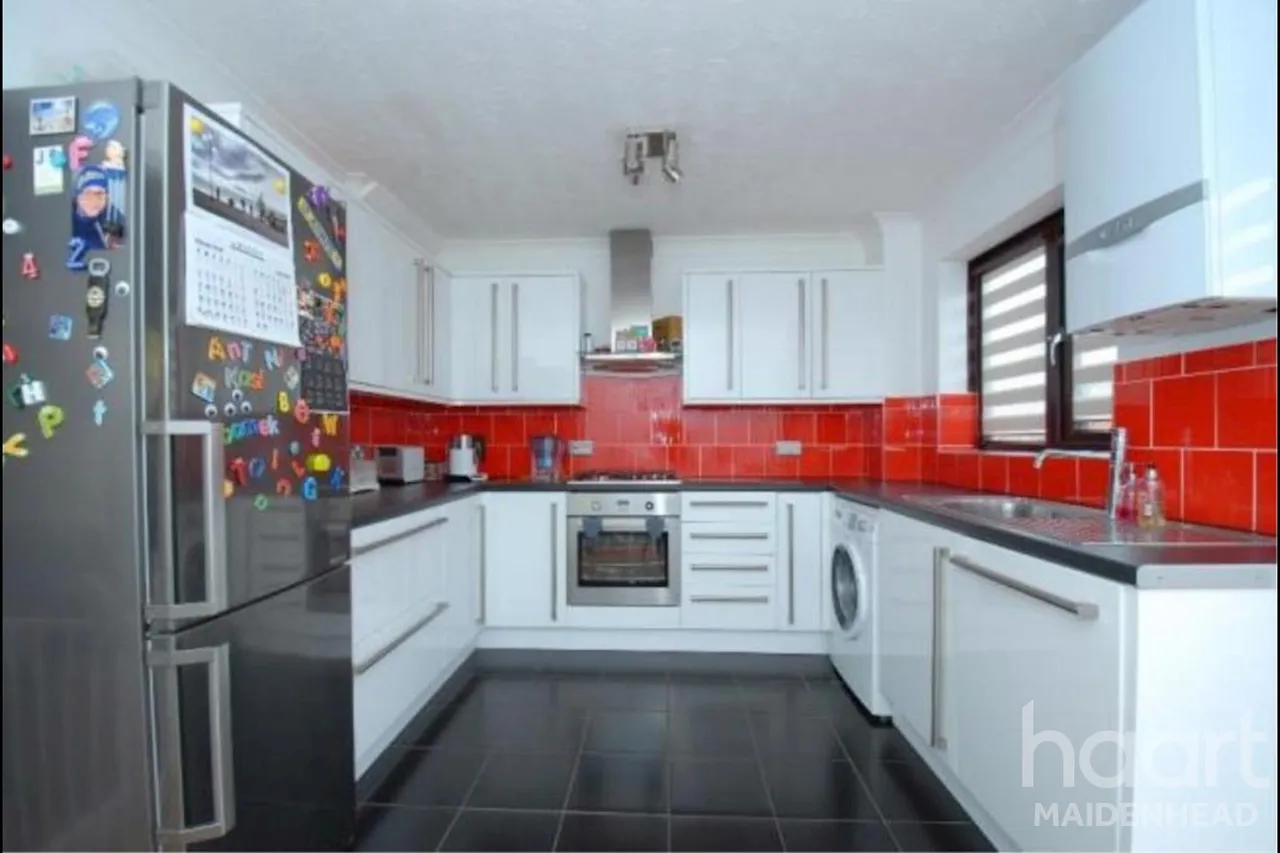 Cippenham, SL1, photo 4