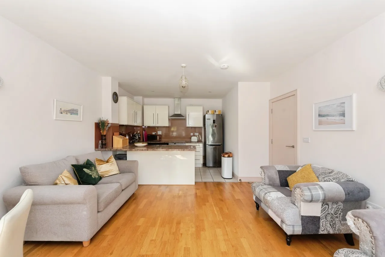 Lewiston Close, Worcester Park, KT4, photo 5