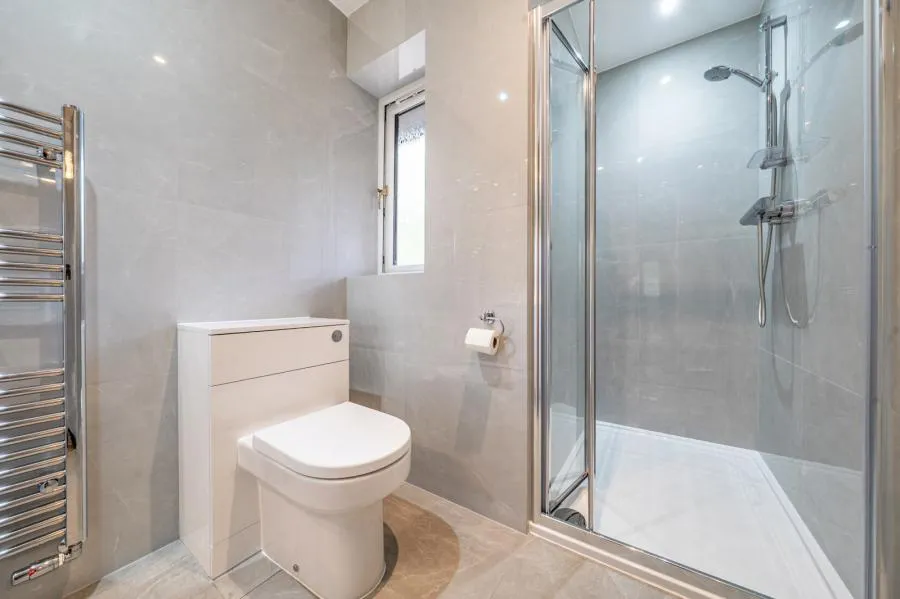 The Burlings, Ascot, SL5, photo 17