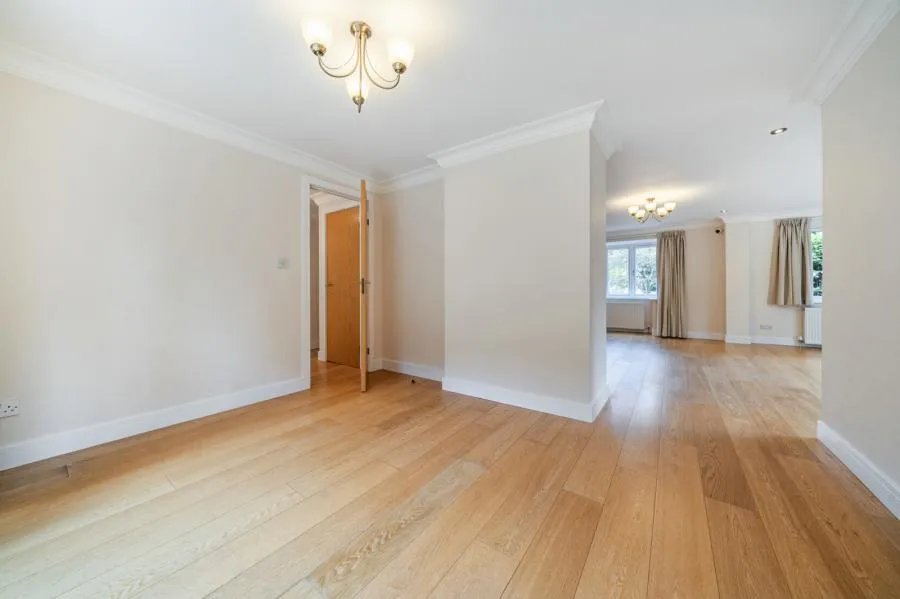 The Burlings, Ascot, SL5, photo 8
