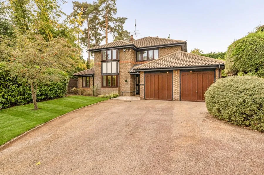4 bed house for sale, The Burlings, Ascot, SL5