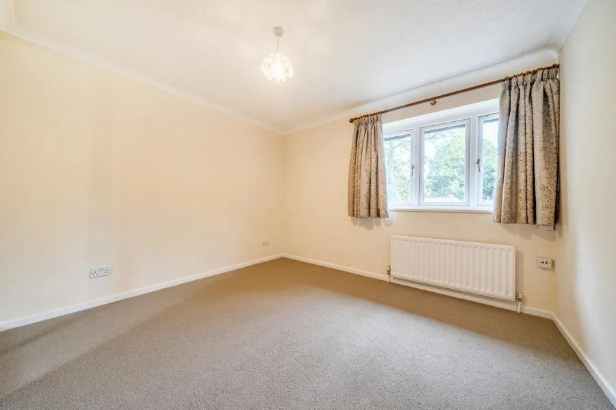 The Burlings, Ascot, SL5, photo 14