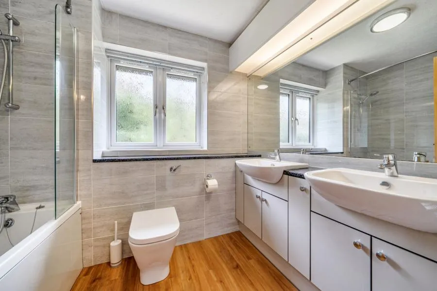 The Burlings, Ascot, SL5, photo 15