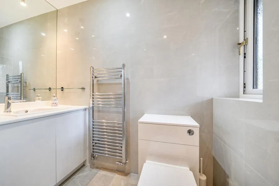The Burlings, Ascot, SL5, photo 16