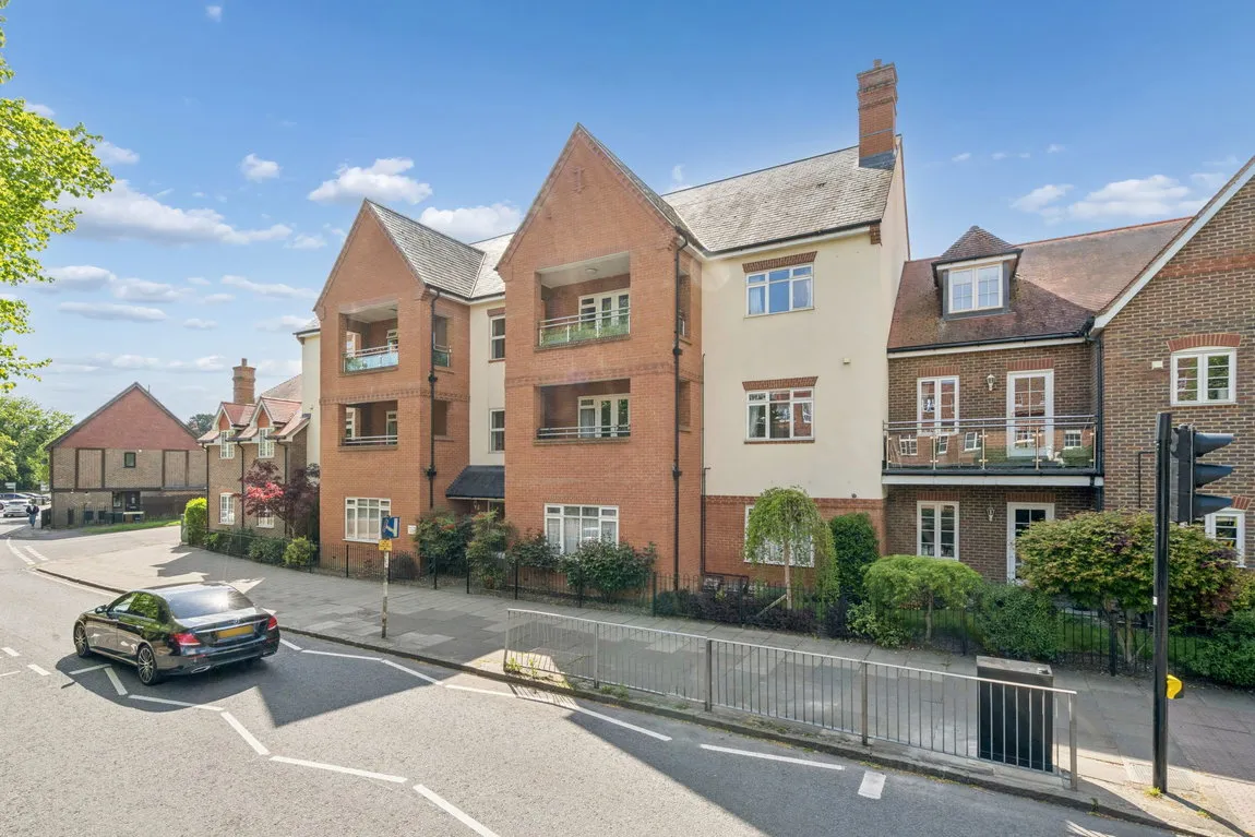 High Street, Rickmansworth, WD3, photo 17