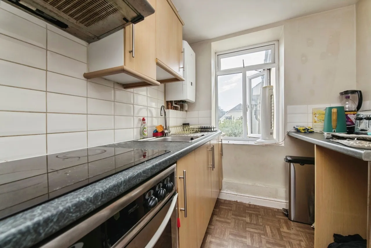 High Street, Honiton, EX14, photo 3
