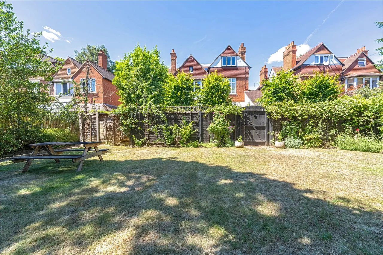 Walpole Gardens, Twickenham, TW2 5SL, photo 5