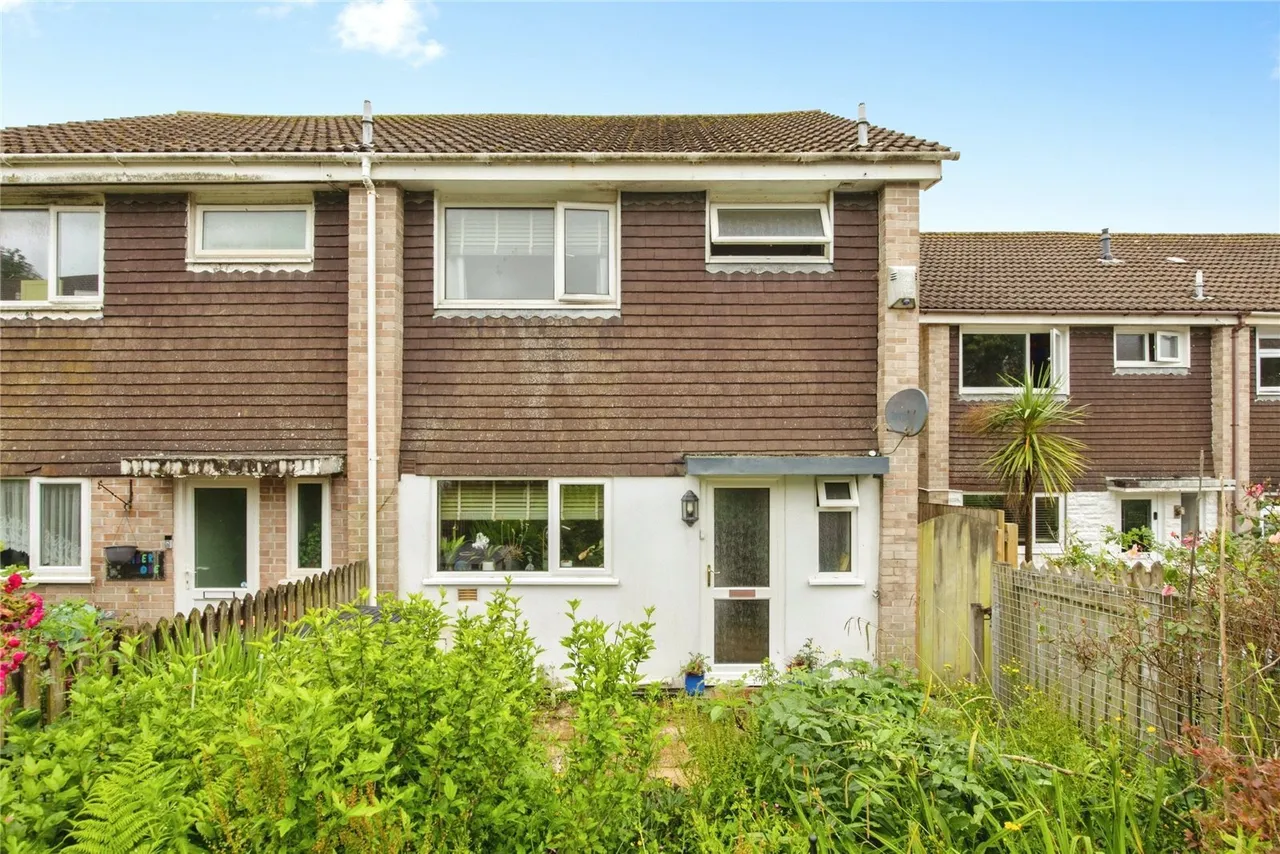 3 bed house for sale, Burden Close, Bodmin, PL31