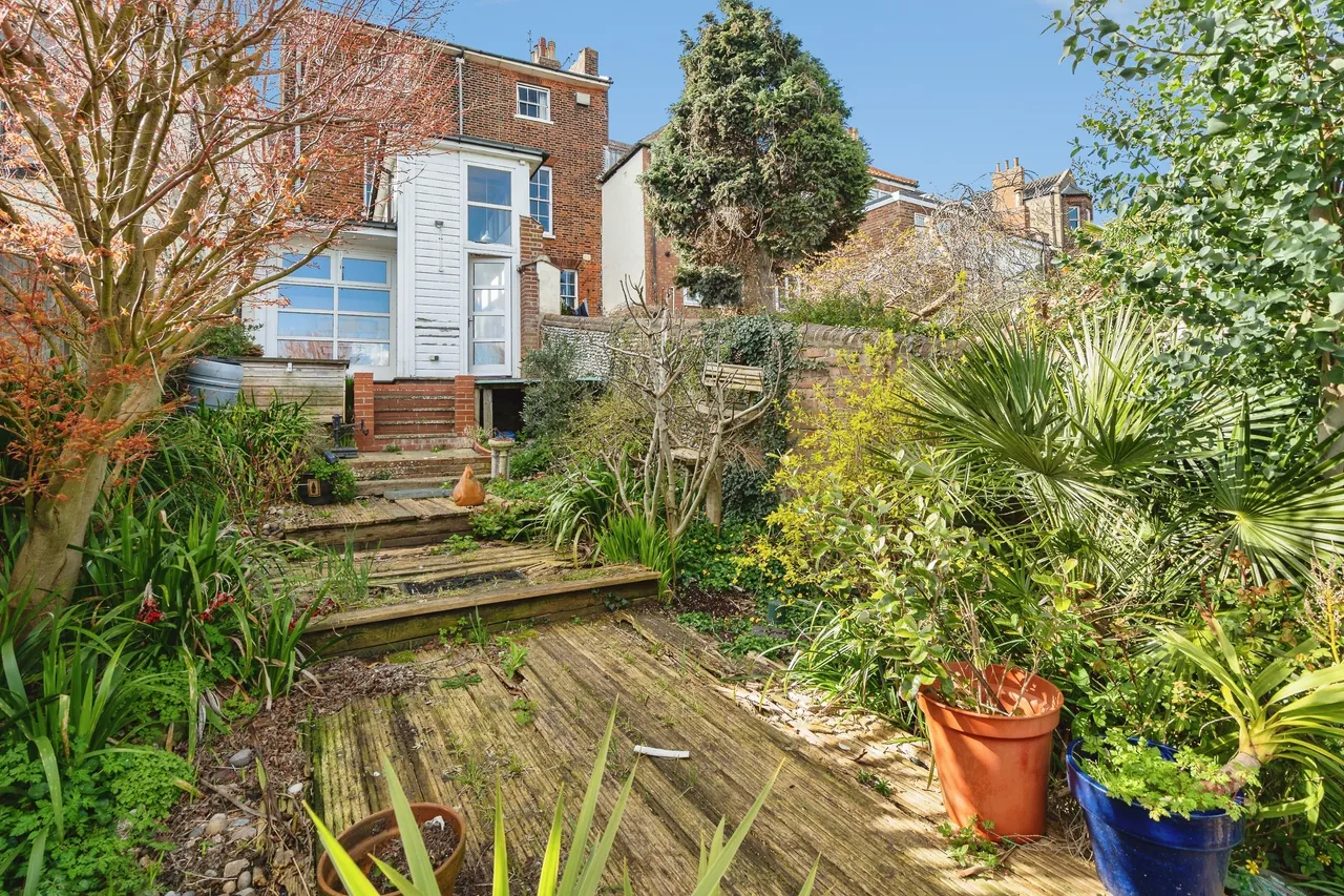 High Street, Lowestoft, NR32, photo 16