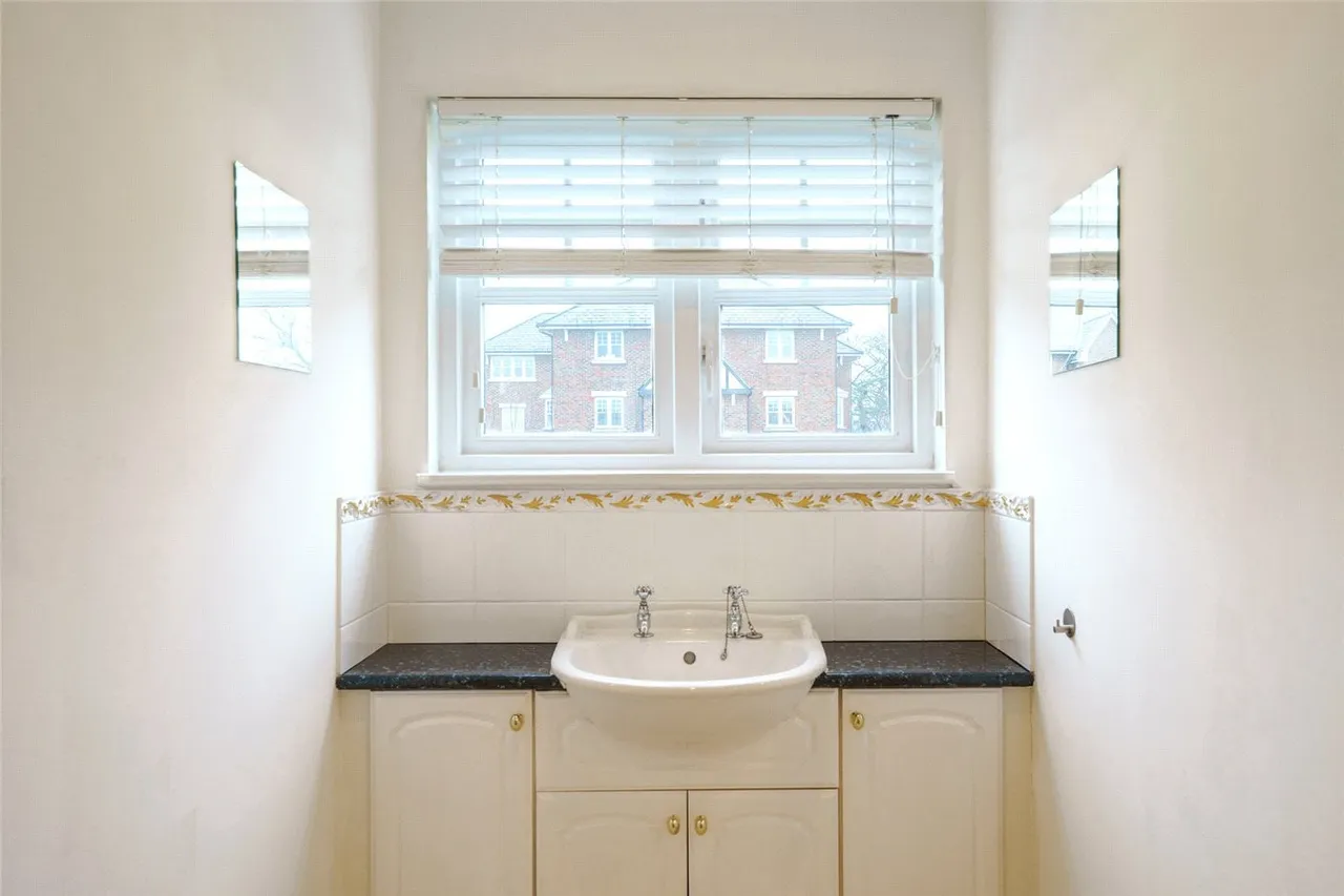 Fawcett Close, London, SW16, photo 9