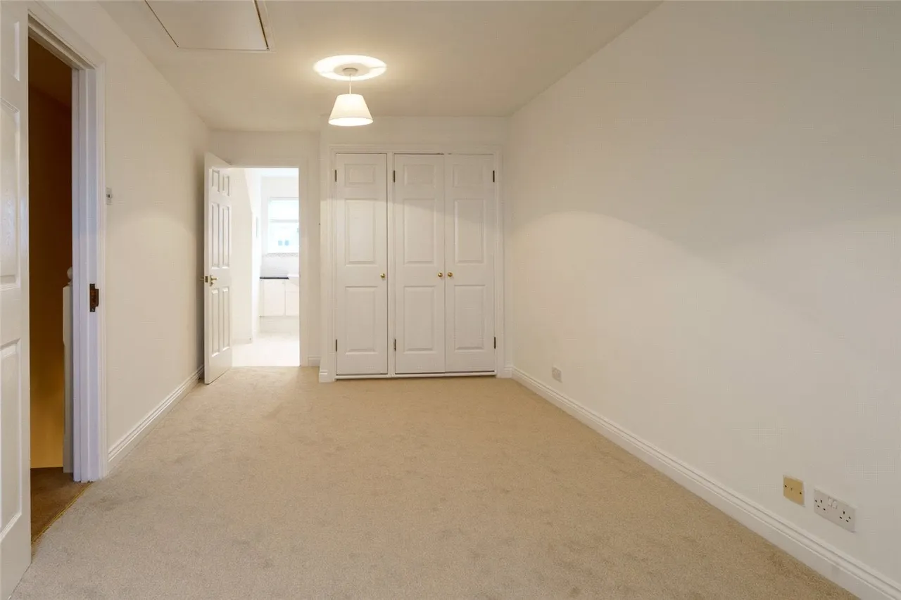 Fawcett Close, London, SW16, photo 8