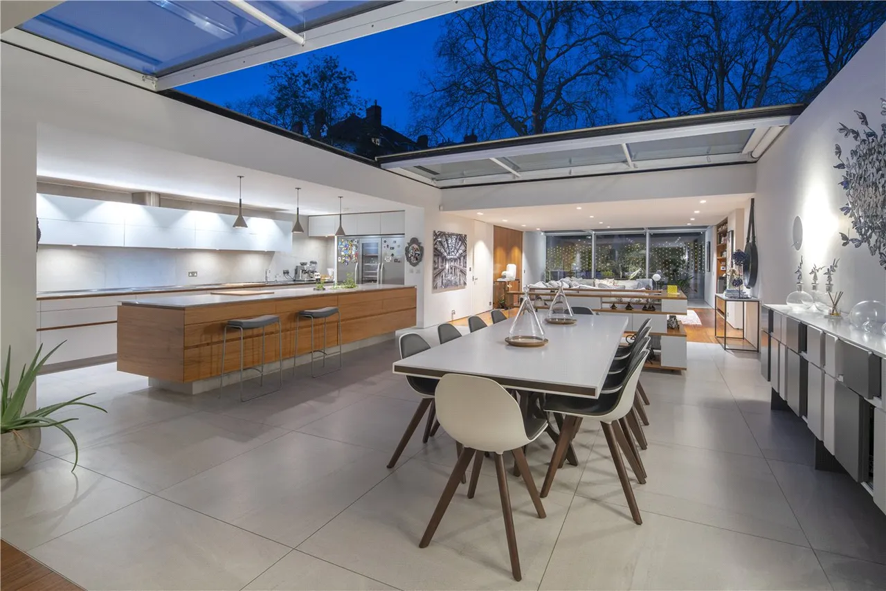 Belsize Park Gardens, Belsize Park, London, NW3 4LD, photo 2