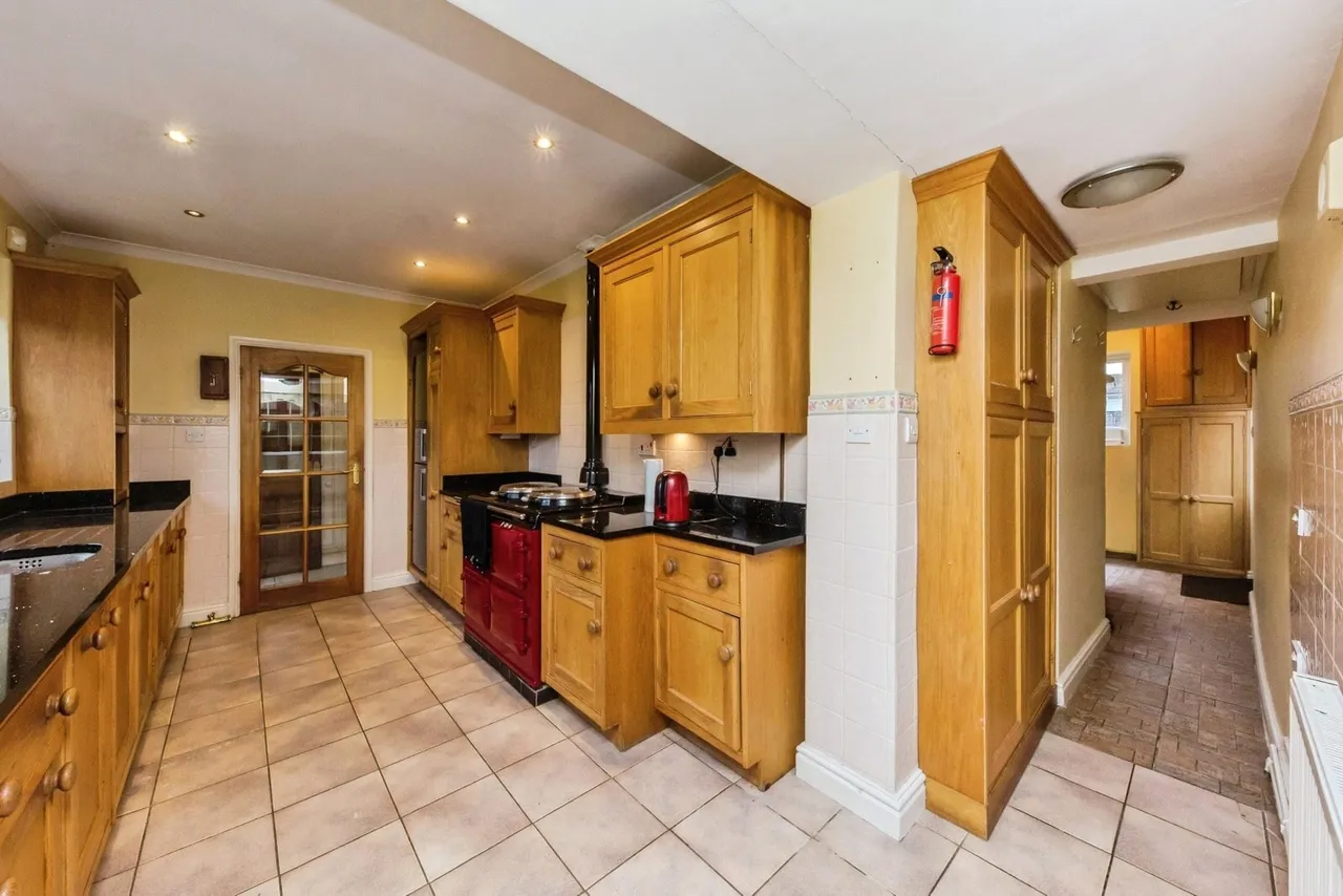 Birtles Road, Macclesfield, SK10, photo 15