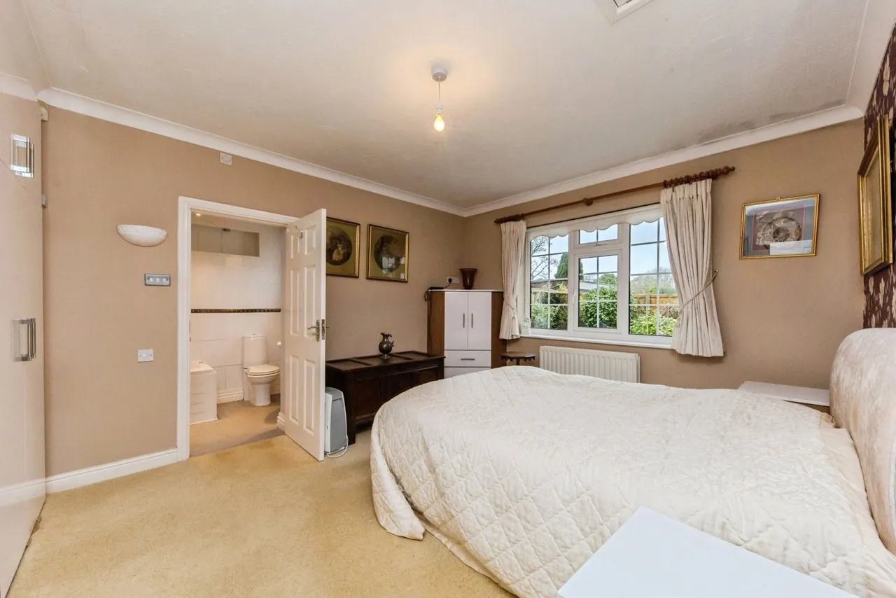 Birtles Road, Macclesfield, SK10, photo 16