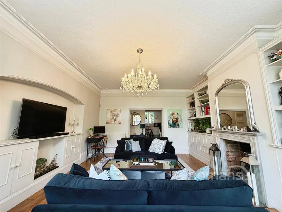 Crawley Lodge, Crawley Ridge, GU15, photo 15