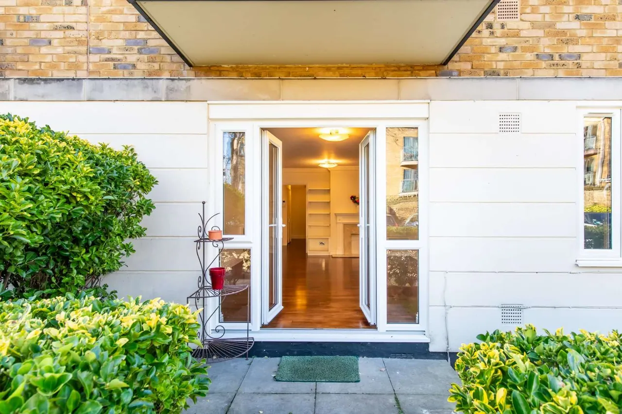 Lansdowne Road, Wimbledon, London, SW20 8AP, photo 5