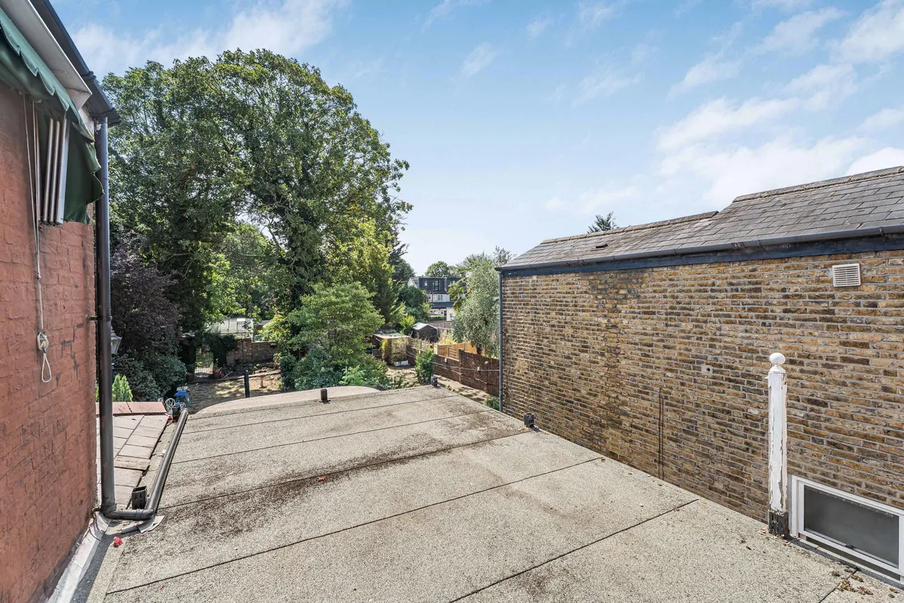 Hanworth Road, Hounslow, TW3, photo 14
