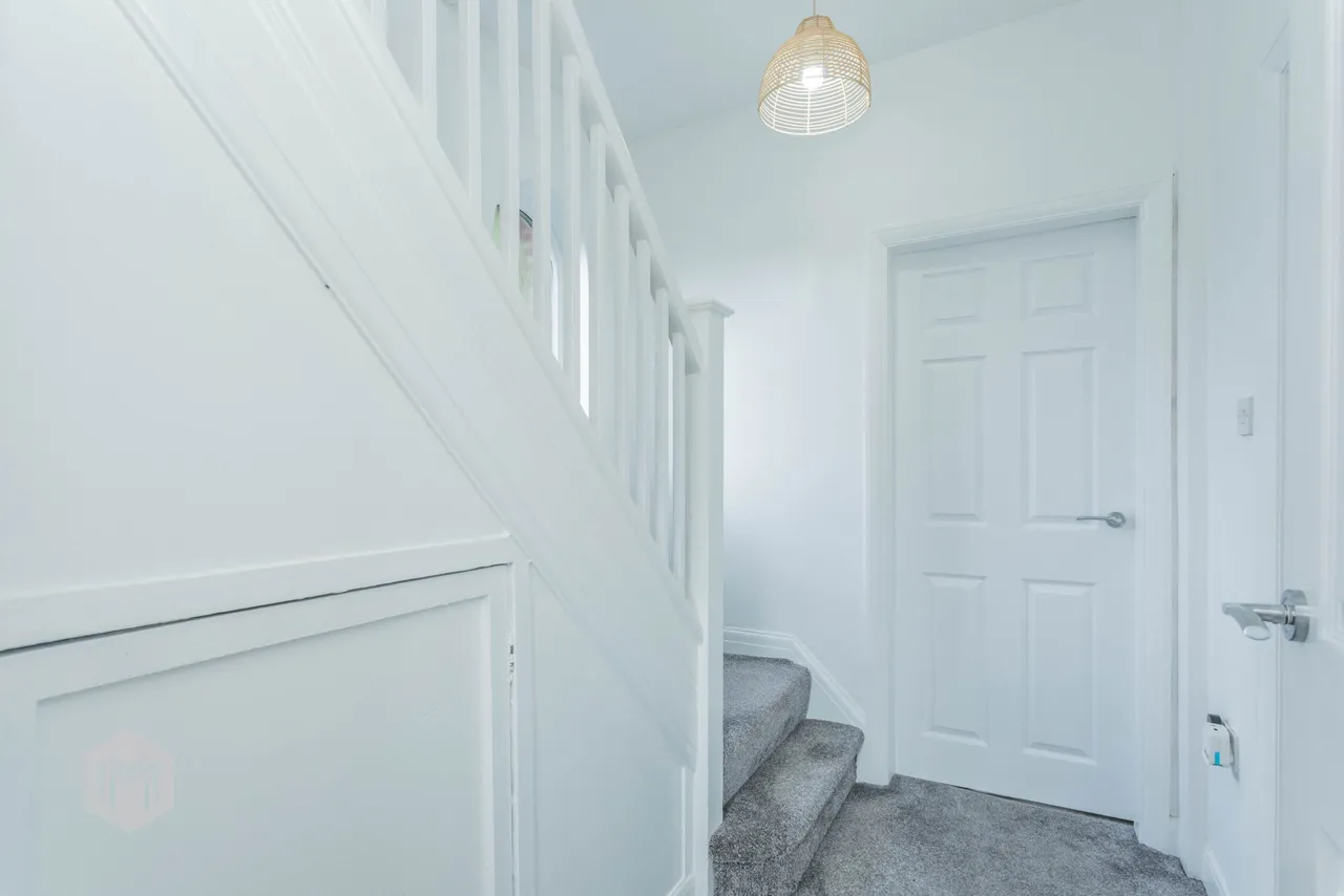 Manchester Road, Worsley, M28, photo 5