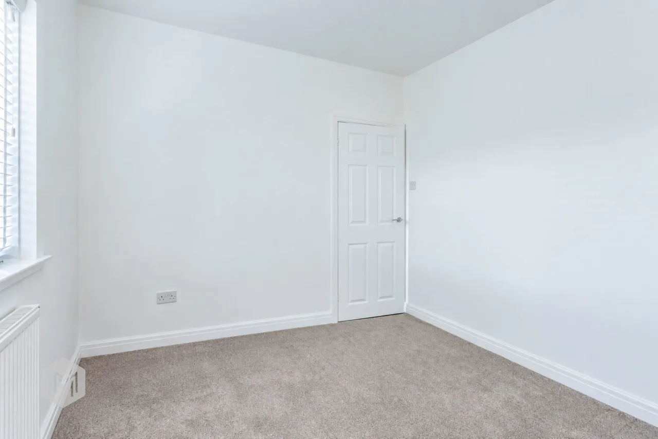 Manchester Road, Worsley, M28, photo 17