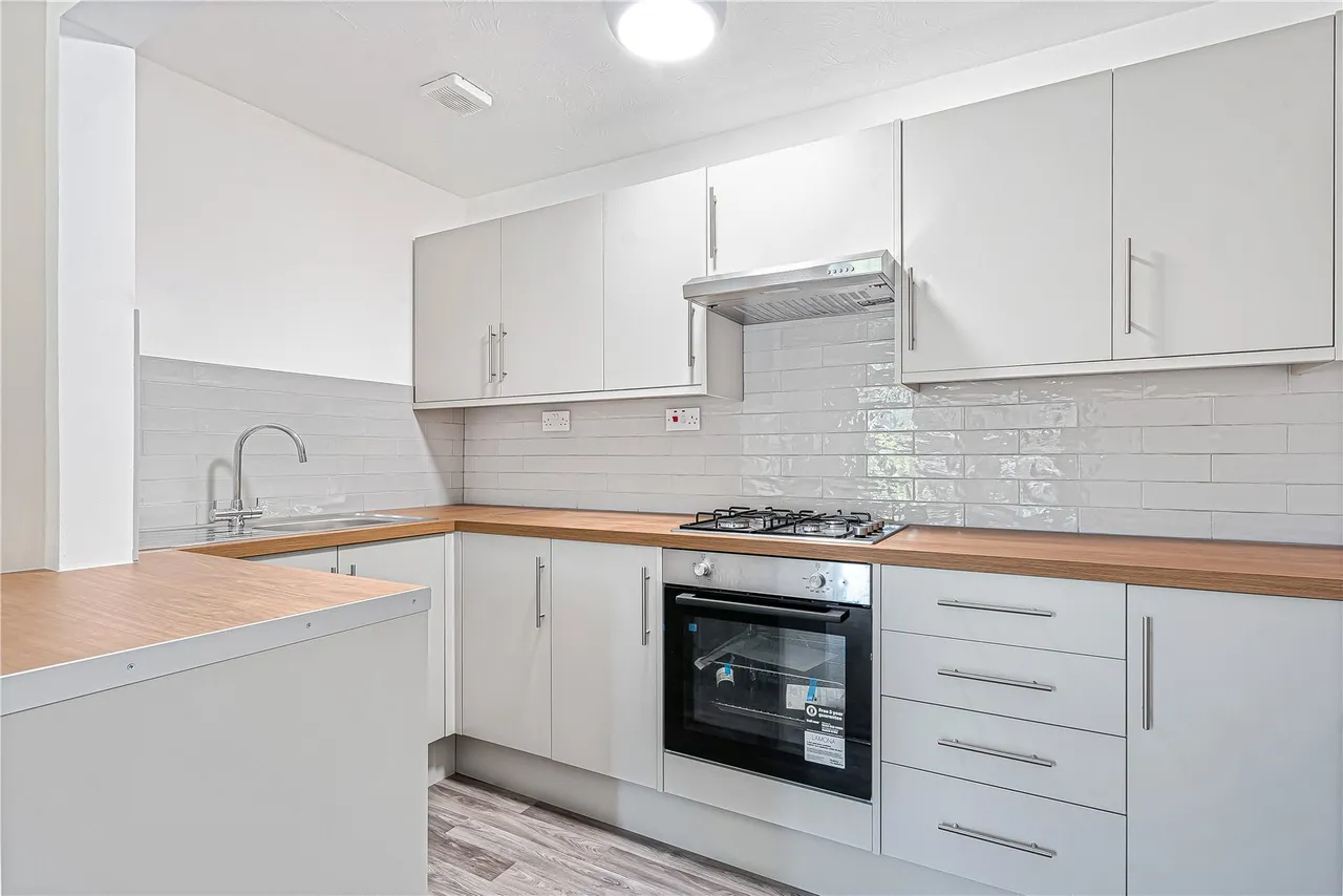 Meadway, Twickenham, TW2, photo 3