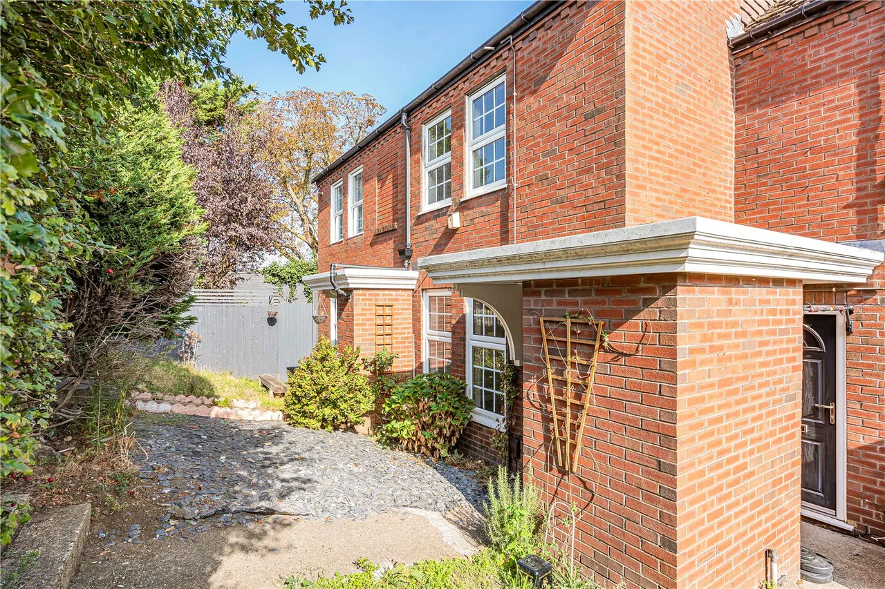Meadway, Twickenham, TW2, photo 13