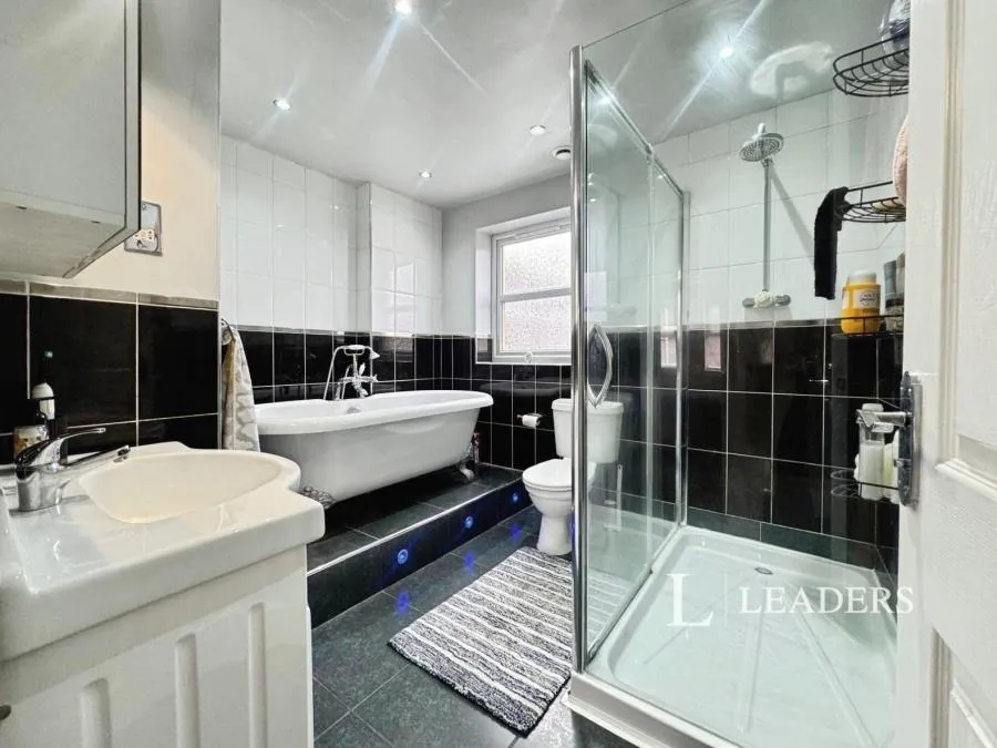 Cotswold Grove, Mansfield, NG18, photo 9