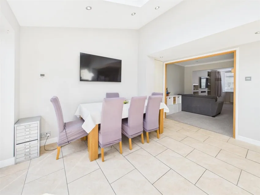 Innsworth Lane, Longlevens, photo 10