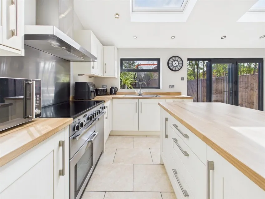 Innsworth Lane, Longlevens, photo 8