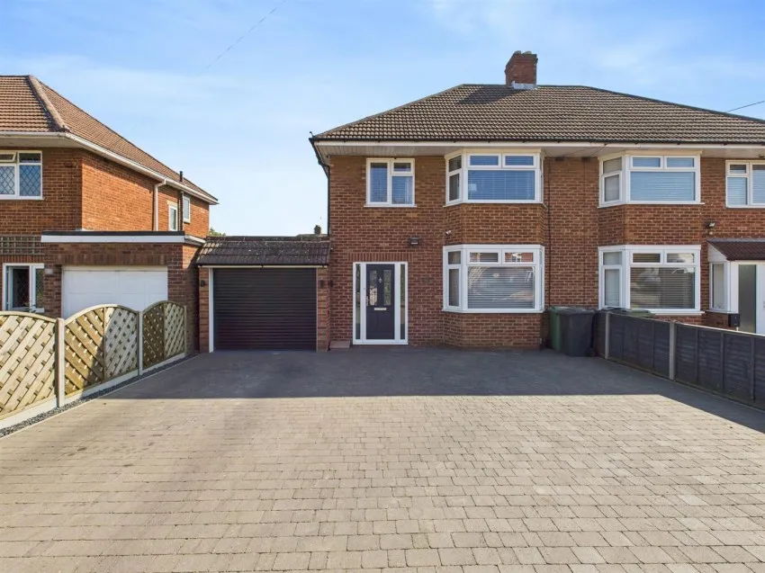 3 bed house for sale, Innsworth Lane, Longlevens