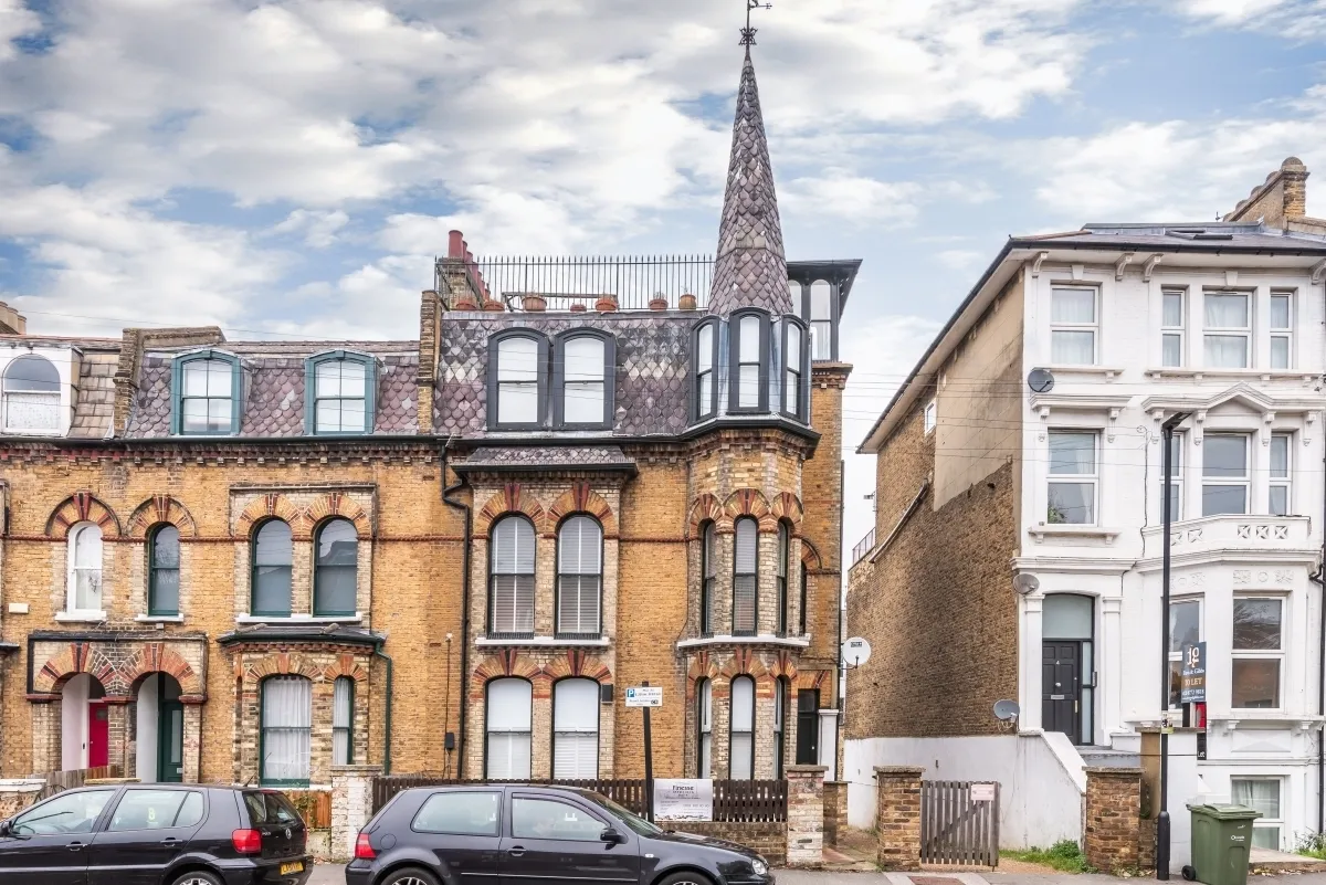 1 bed flat for sale — Haselrigge Road, London, SW4