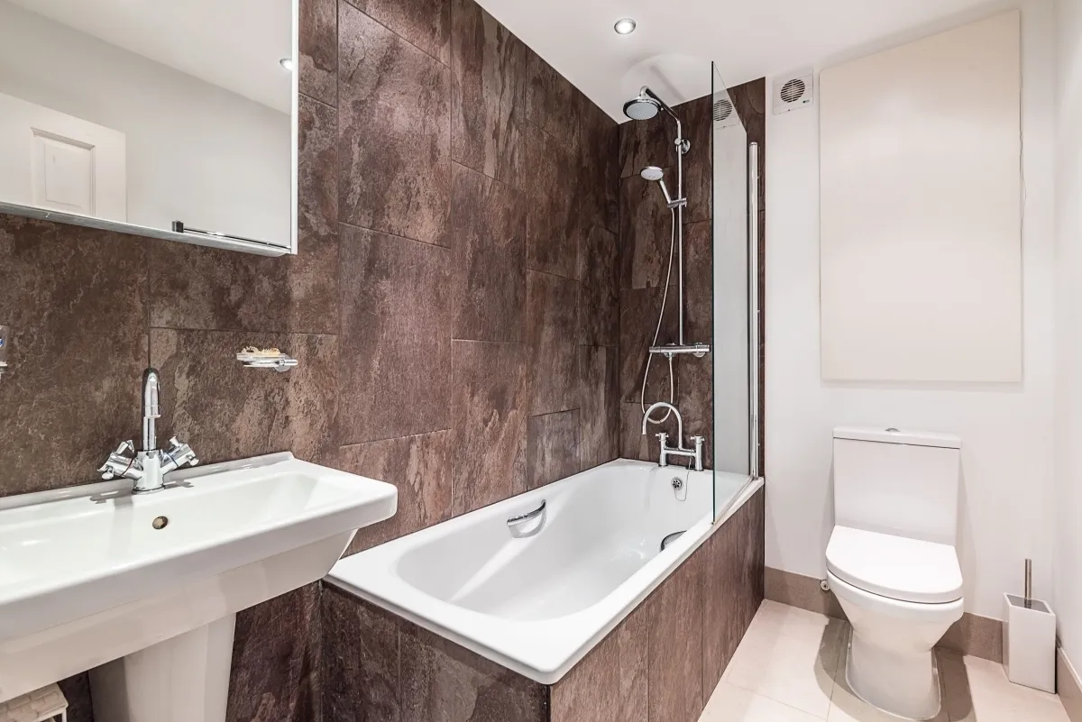 Haselrigge Road, London, SW4, photo 7