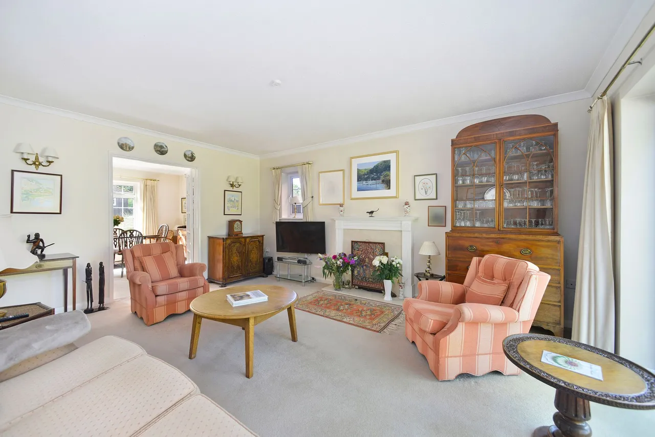 Broad Walk, Cranleigh, GU6, photo 6