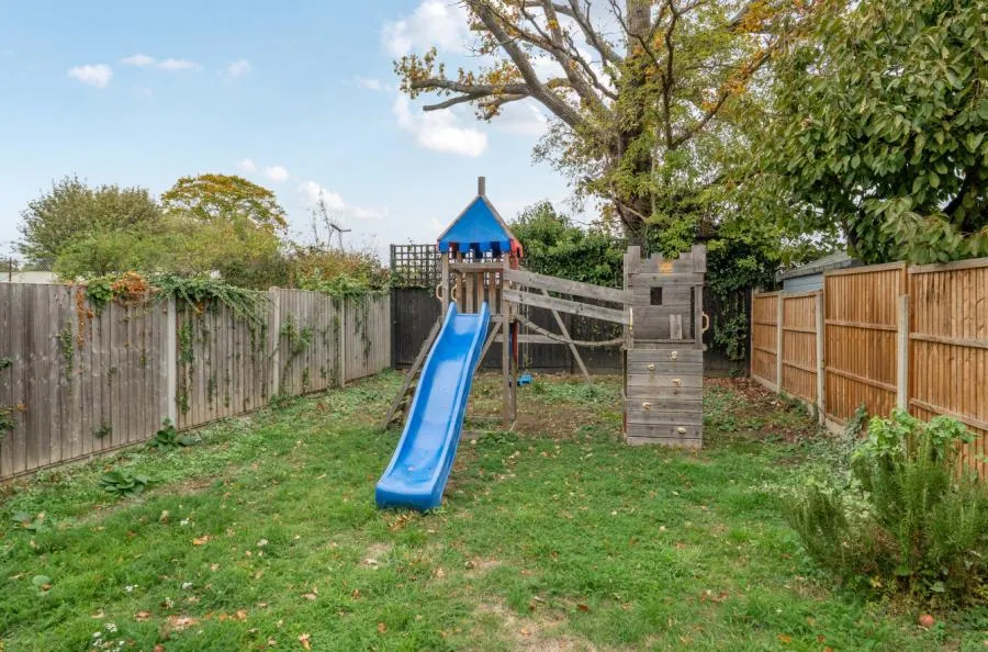 Haslemere Road, Windsor, SL4, photo 7