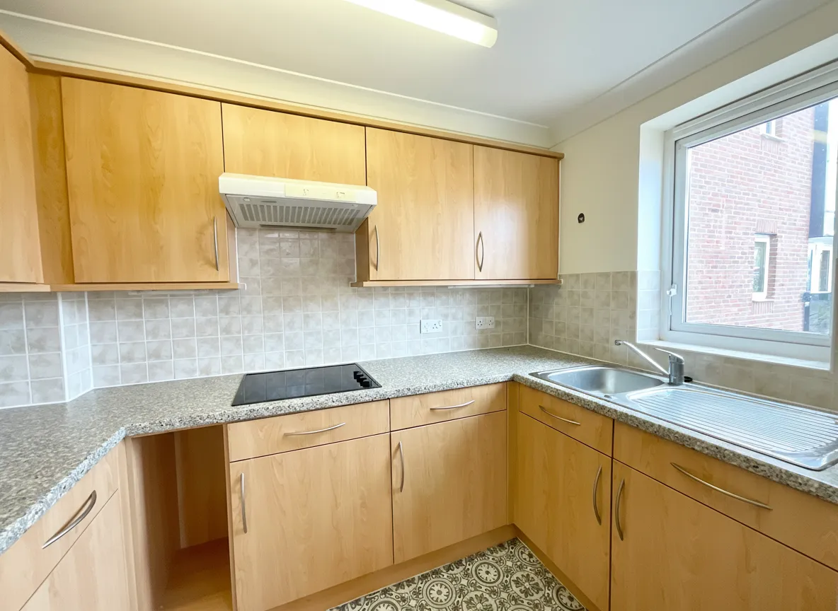 Crown Street, Stone, ST15, photo 8