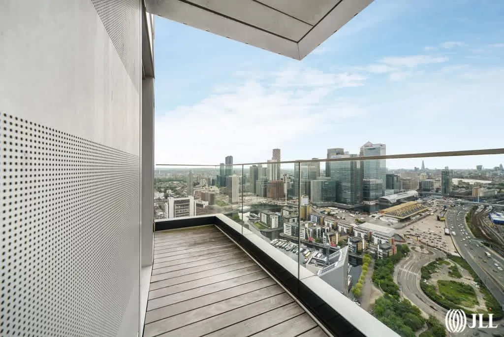 1 bed flat for sale, Biscayne Avenue, E14