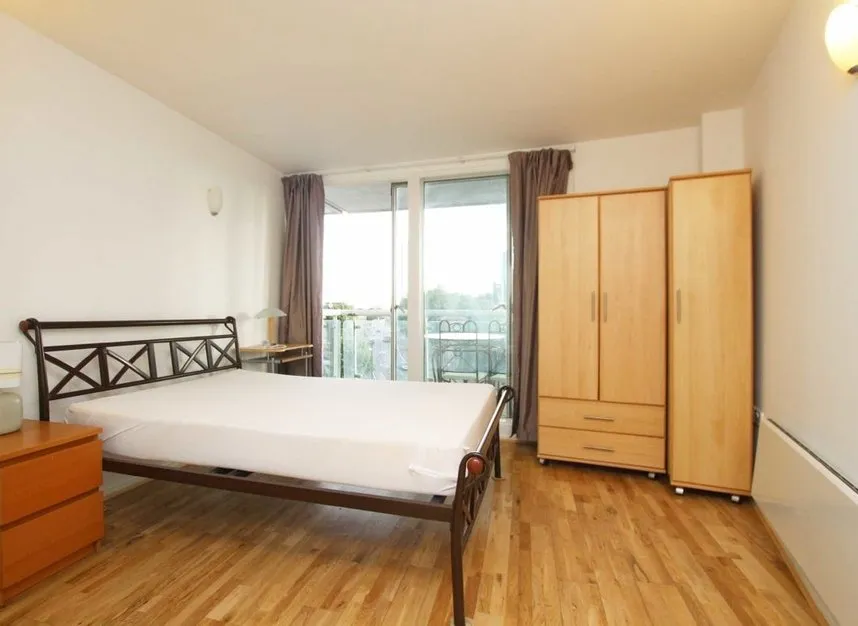 Prestons Road, Canary Wharf, E14, photo 4