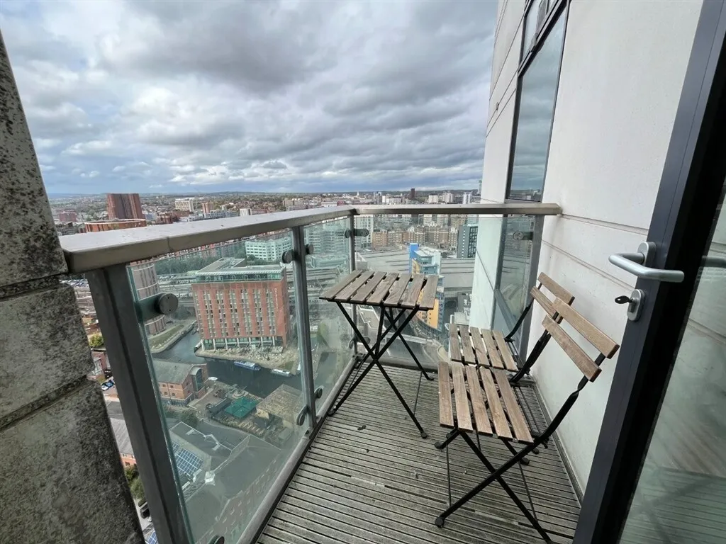 Water Lane, Leeds, LS11, photo 2