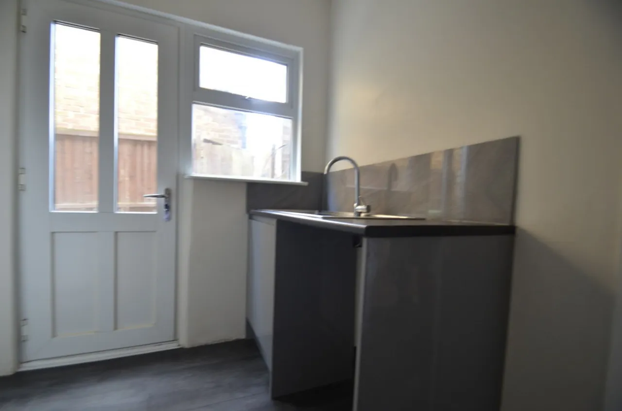 Clarendon Road, Ashford, photo 18