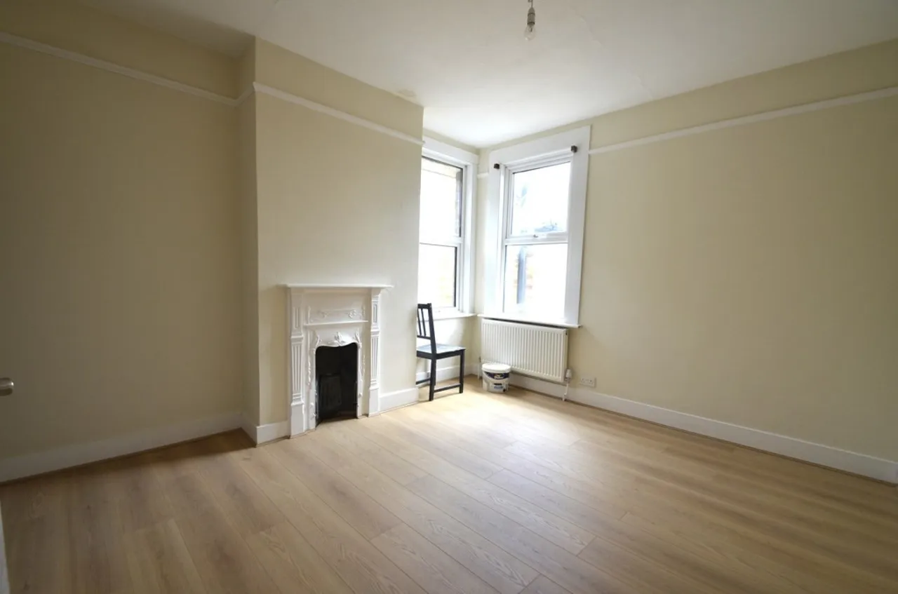 Clarendon Road, Ashford, photo 14