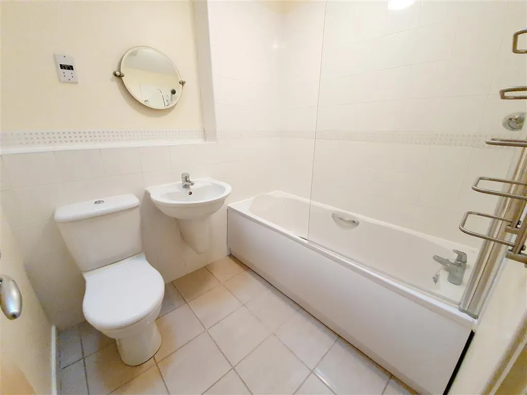 Tiger Court, Burton On Trent, DE14, photo 3