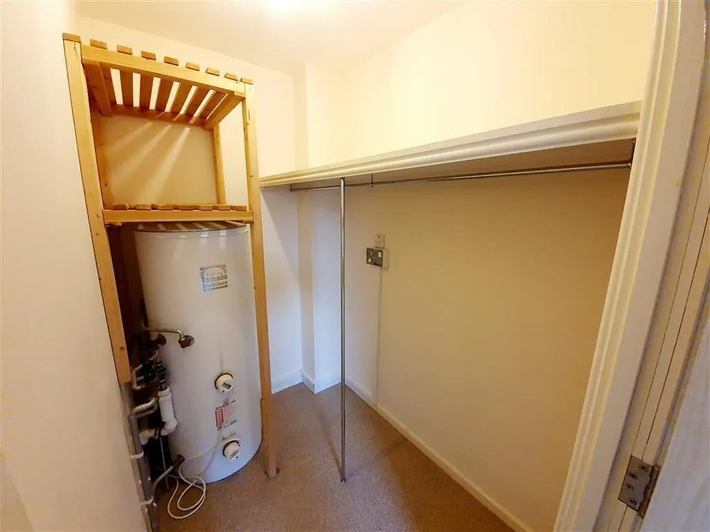 Tiger Court, Burton On Trent, DE14, photo 6