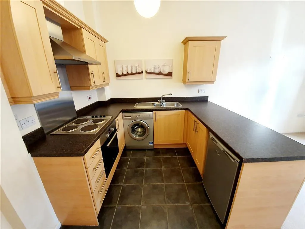 Tiger Court, Burton On Trent, DE14, photo 2